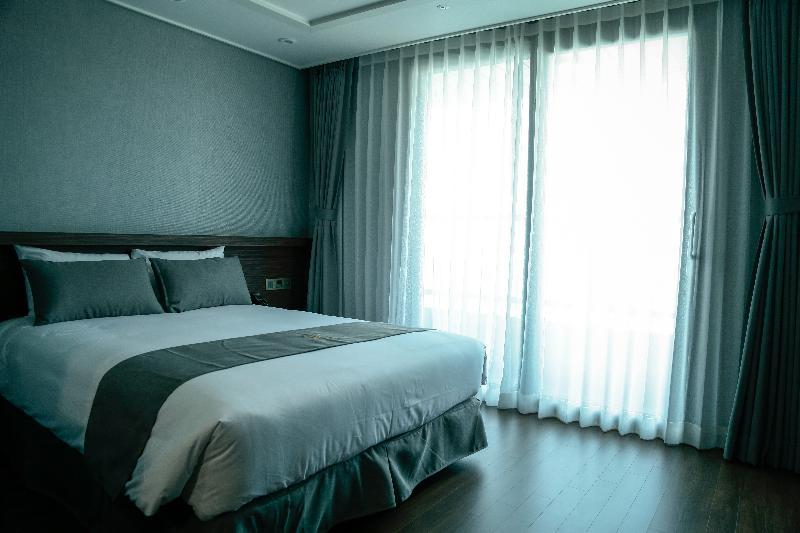 אינצ'ון Hotel L'Art City מראה חיצוני תמונה